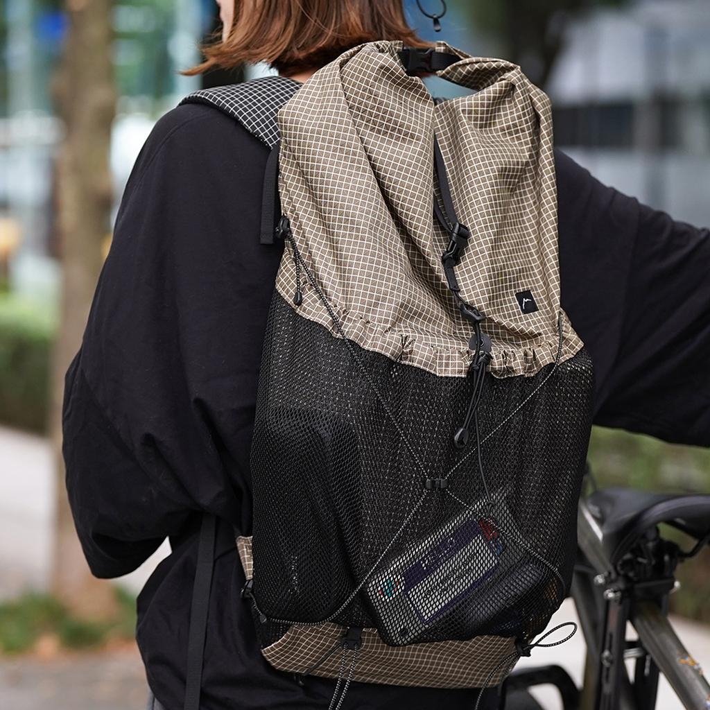 【新品】CAYL ケイル Gaya Roll Top B-Grid Mesh 黒 CAYL ケイル Gaya Roll Top Grid Mesh - Nicetime Mountain