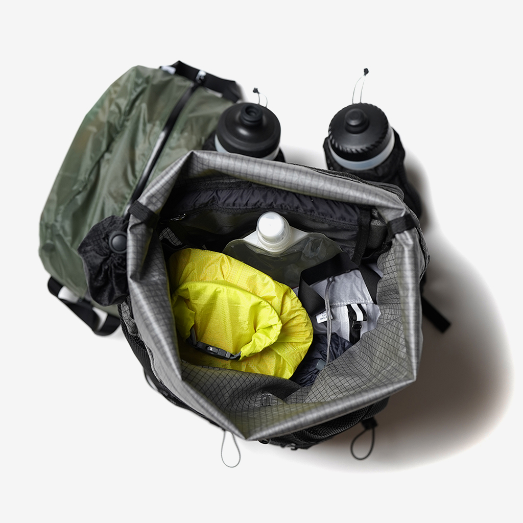 バッグ CAYL GAYA ROLLTOP MESH 04.jpg