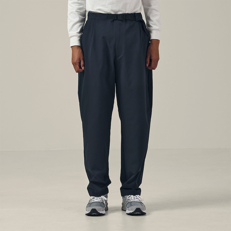 Goldwin ゴールドウィン One Tuck Tapered Stretch Pants Navy