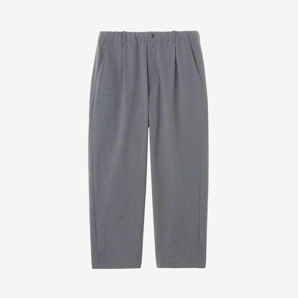 Goldwin S[hEB One Tuck Tapered Light Pants Gray