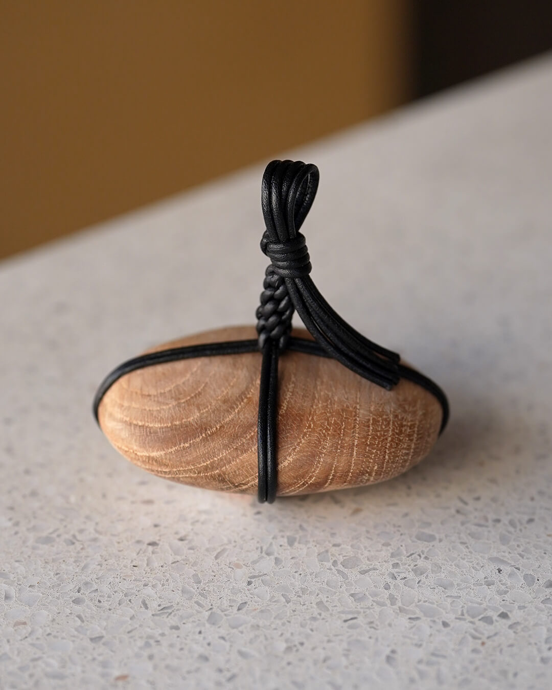 HOW TO WRAP_ x ikkaku mosaic. �n�E�g�D���b�v x �C�b�J�N���U�C�N Sekimori Wood No.23