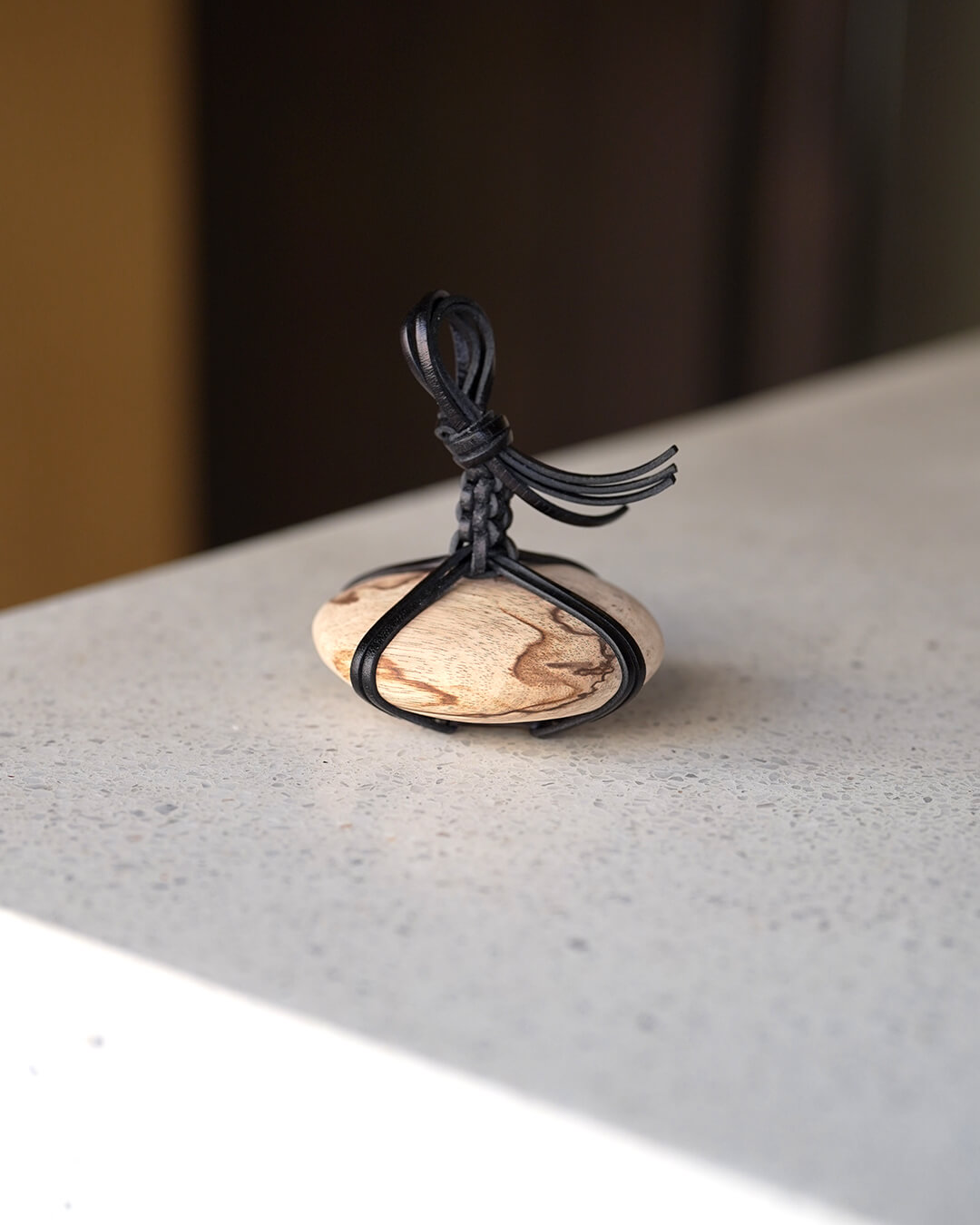 HOW TO WRAP_ x ikkaku mosaic. �n�E�g�D���b�v x �C�b�J�N���U�C�N Sekimori Wood No.29