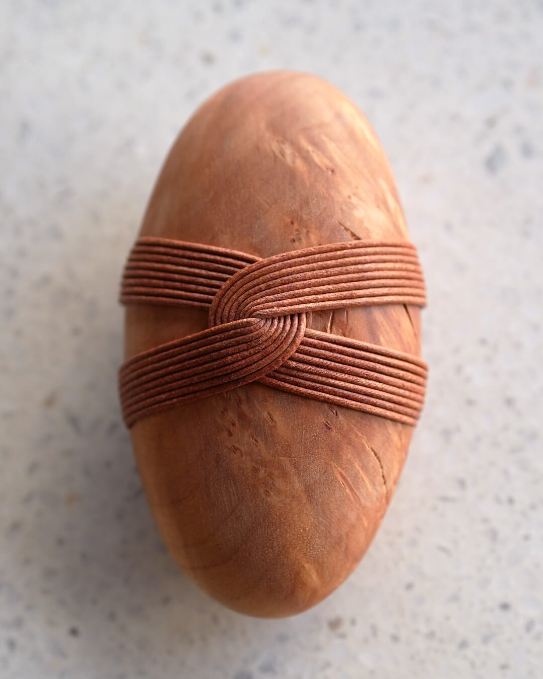 HOW TO WRAP_ x ikkaku mosaic. �n�E�g�D���b�v x �C�b�J�N���U�C�N Wrapped Wood No.34